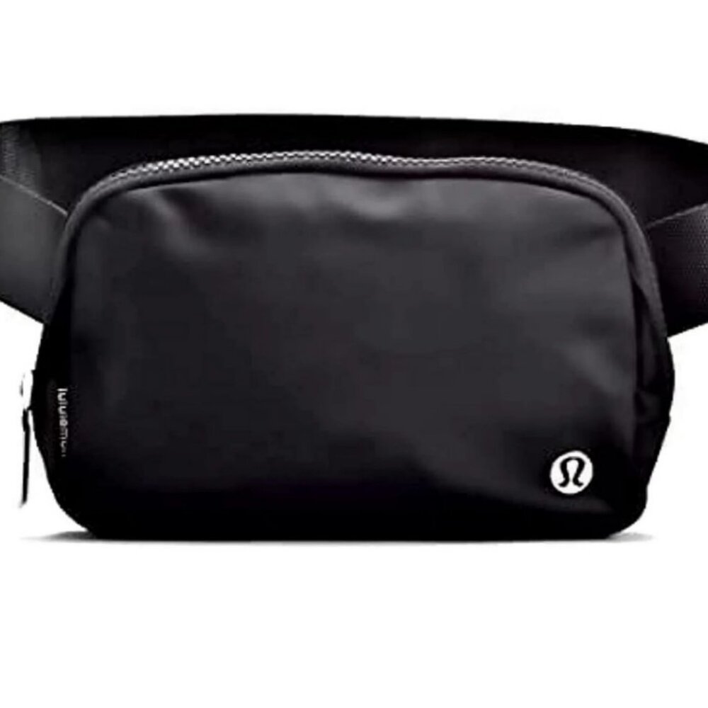 Black Lululemon 1L Everywhere Belt Bag *NEW WITH TAGS*